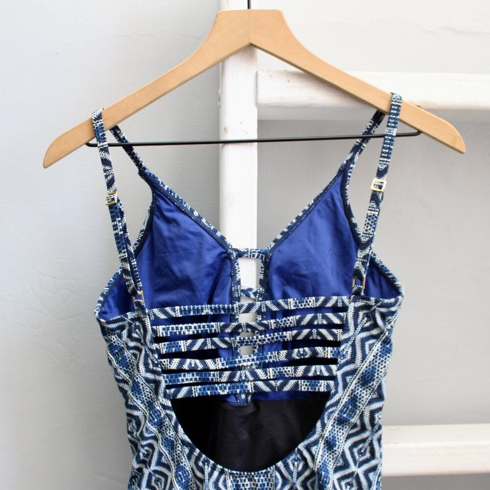 La Blanca Women's Blue Standard Keyhole Front Classic One Piece Swimsuit Size 10 - Picture 7 of 9